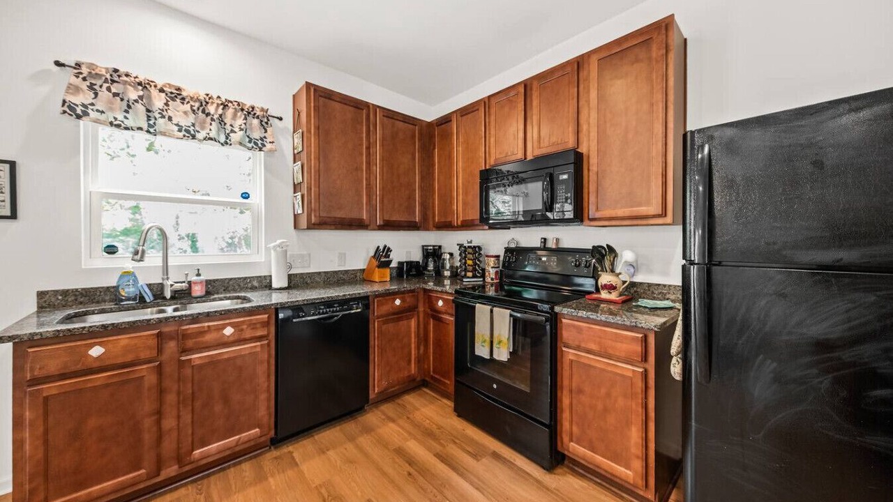Photo of Kitchen in Ladson