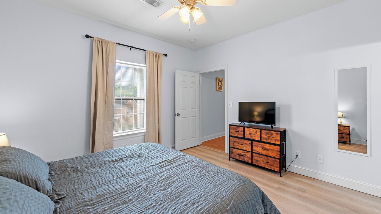 Photo of Bedroom in Tuscaloosa