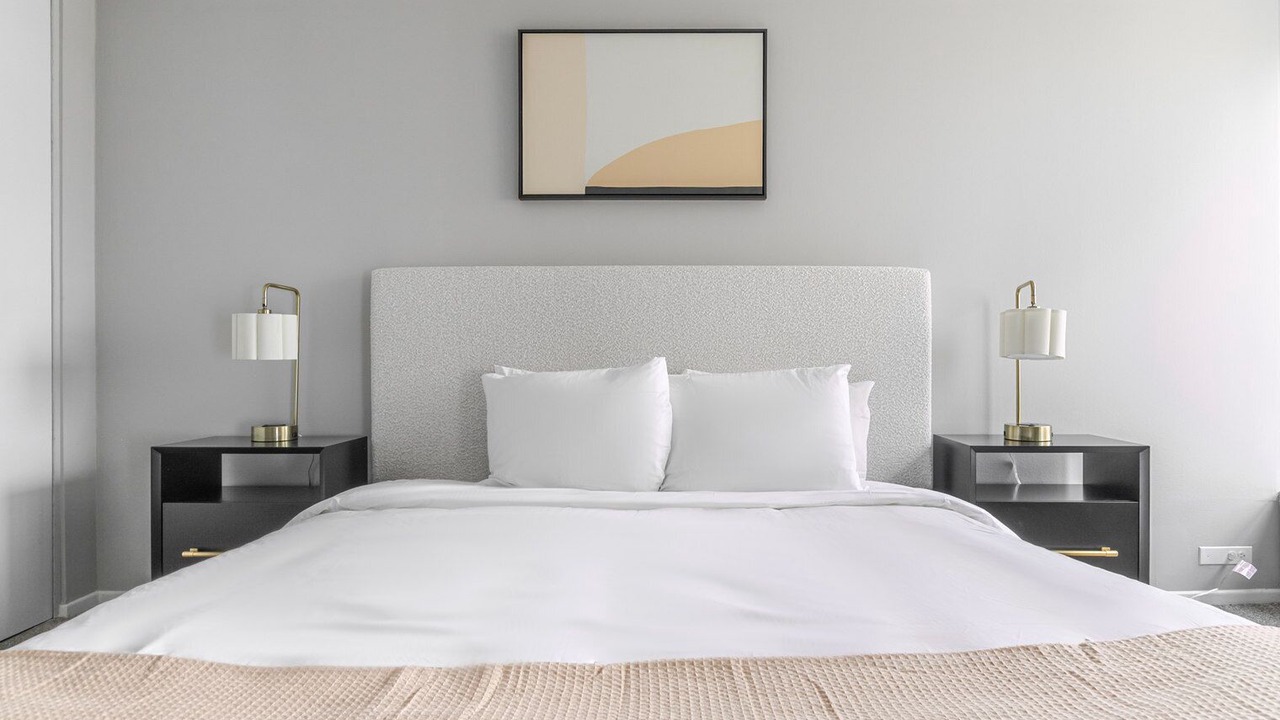 Photo of Bedroom in Lake View East