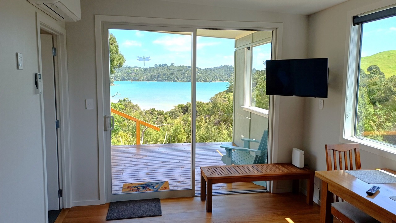 Photo of Others in Russell