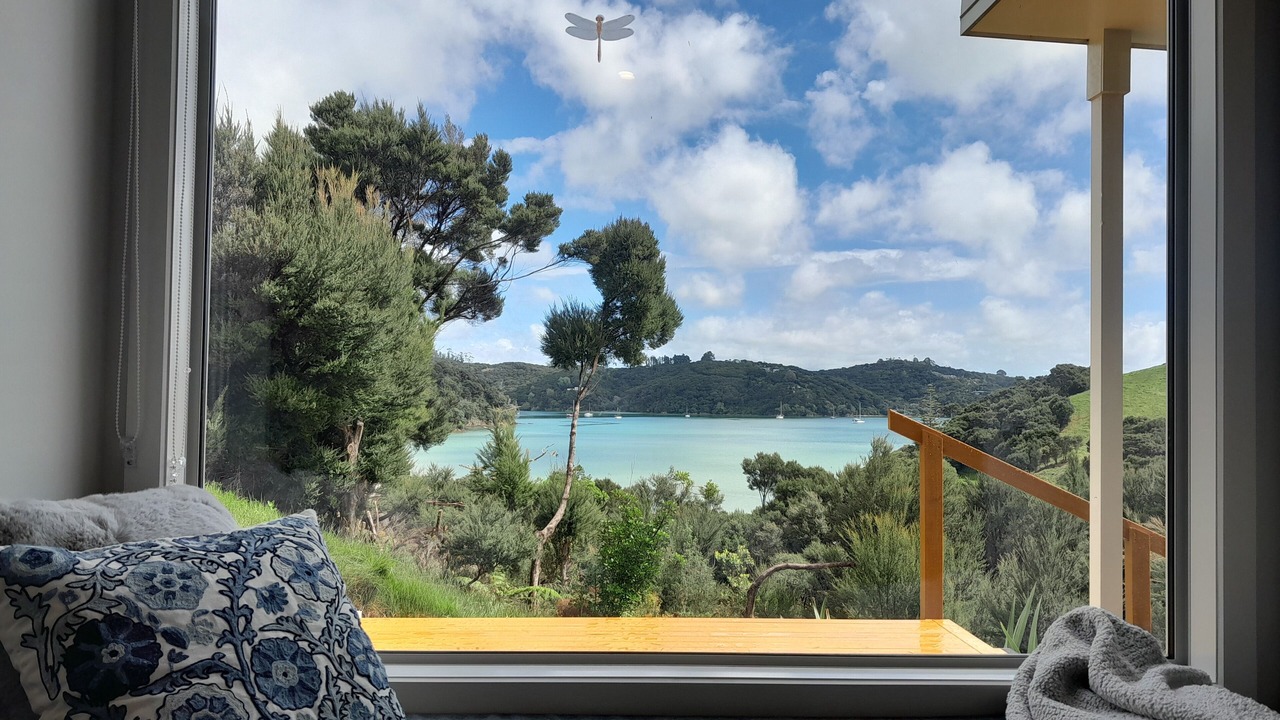 Photo of Others in Russell