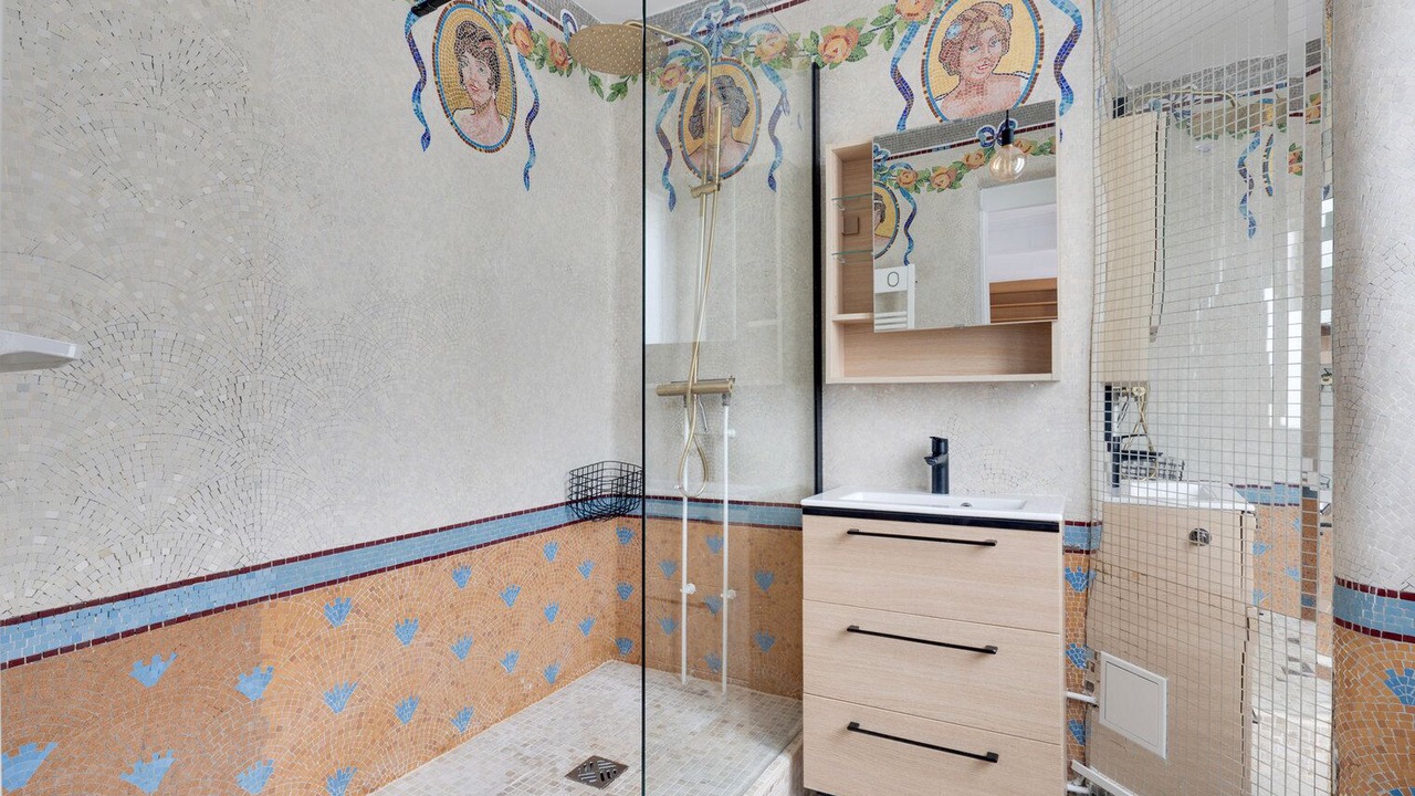 Photo of Bathroom in Quartier de la Porte-Saint-Denis