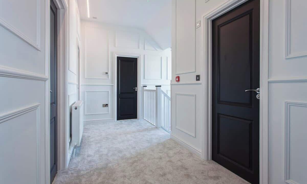 Photo of Others in Woodley