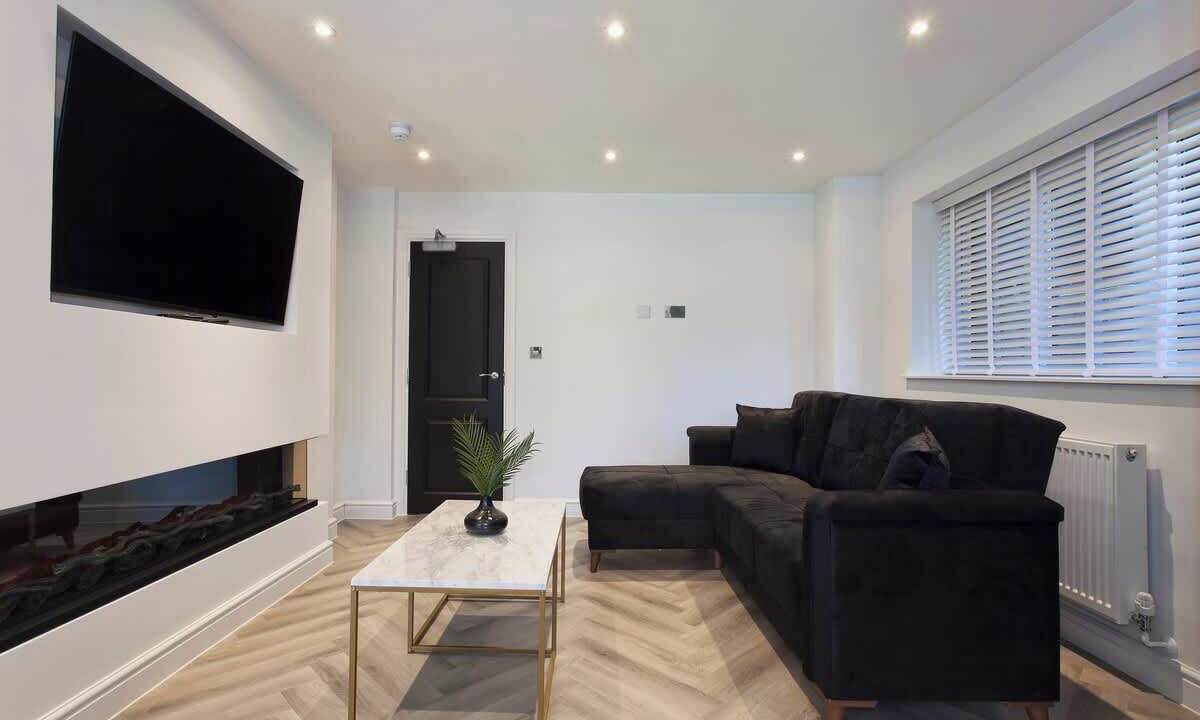 Photo of Bedroom in Woodley