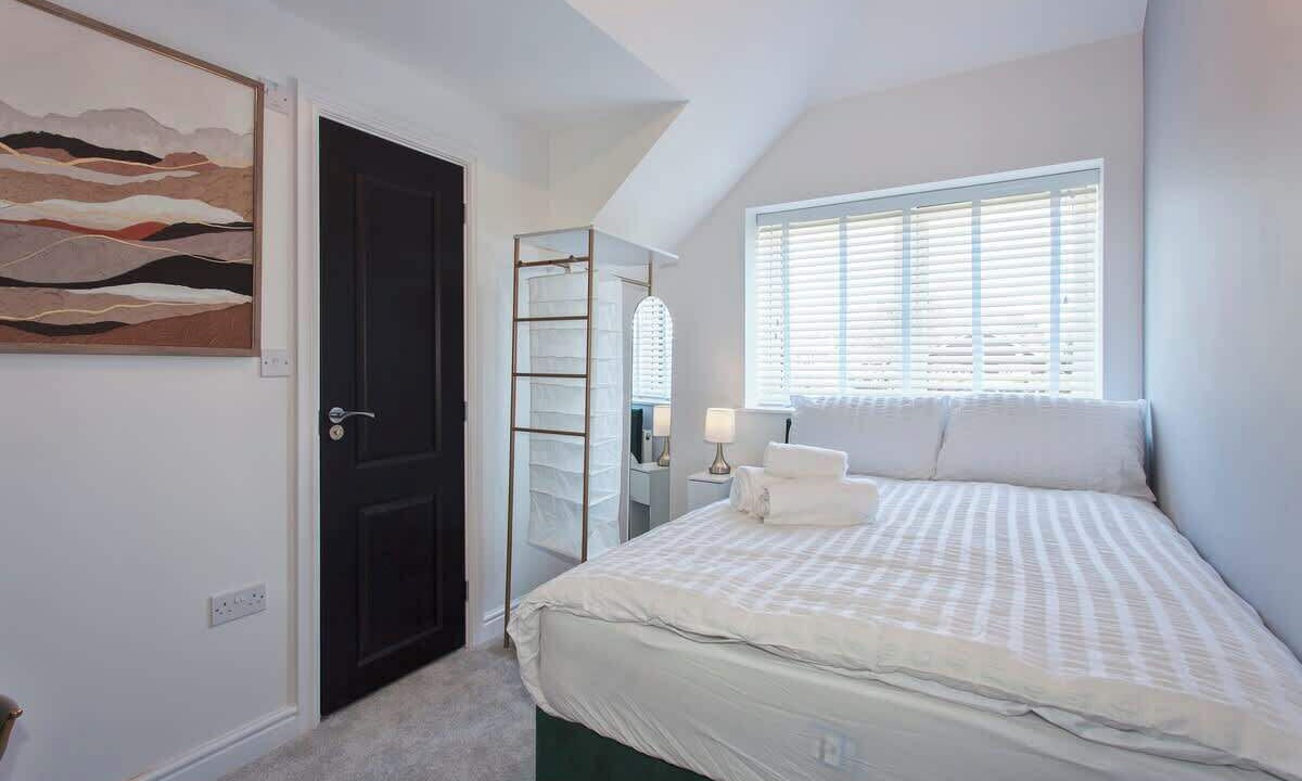 Photo of Others in Woodley