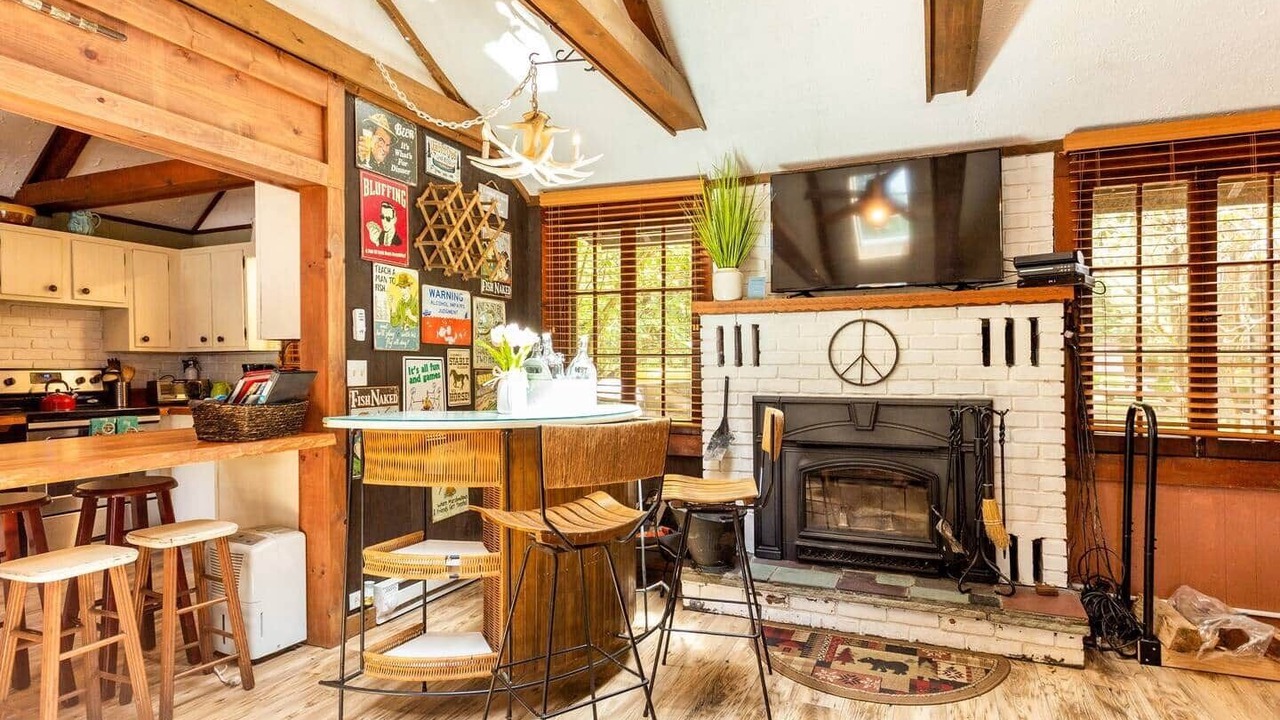 Photo of Others in Smallwood