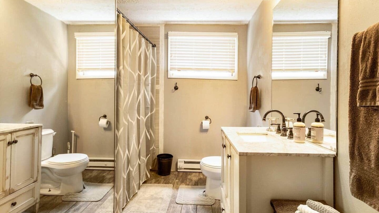 Photo of Bathroom in Smallwood