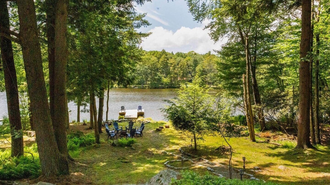 Photo of Outdoor in Smallwood