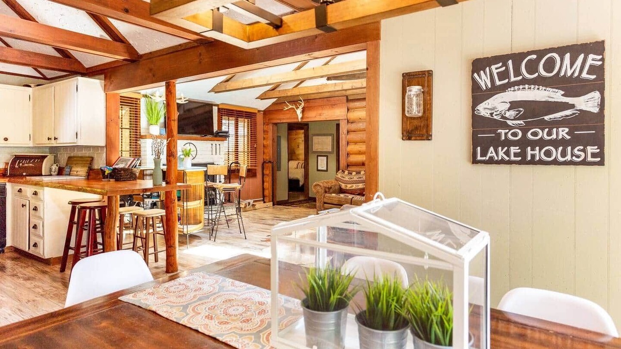 Photo of Others in Smallwood