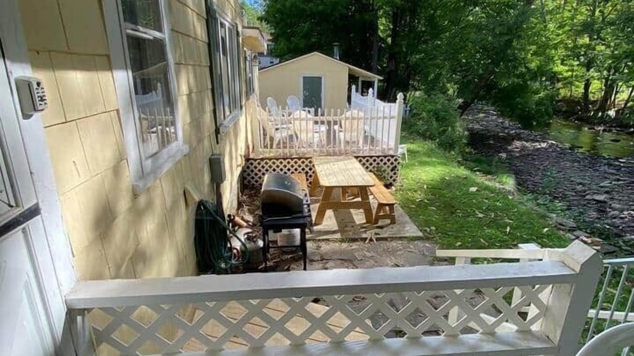 Photo of Patio Balcony in Hortonville