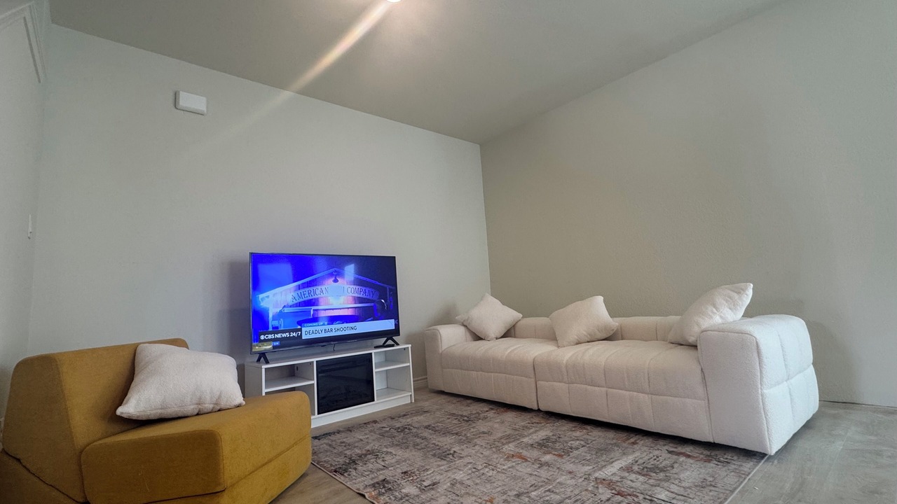 Photo of Livingroom in Denton
