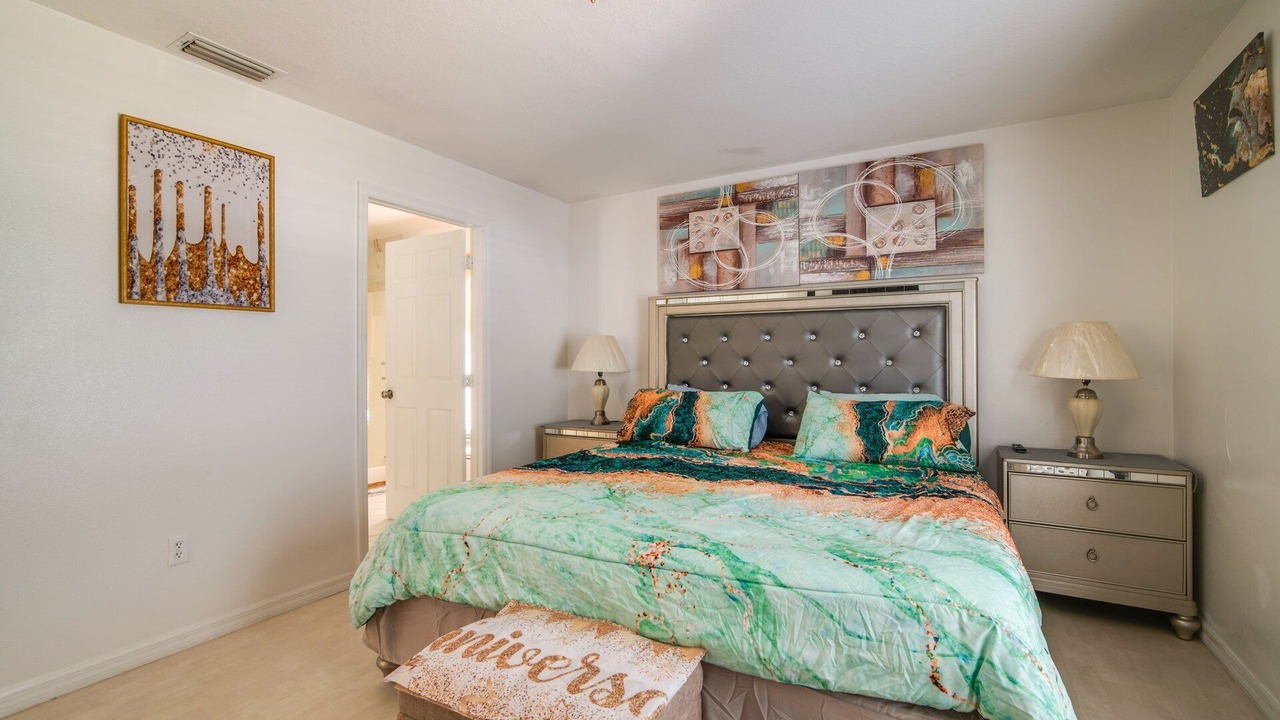 Photo of Bedroom in Candler