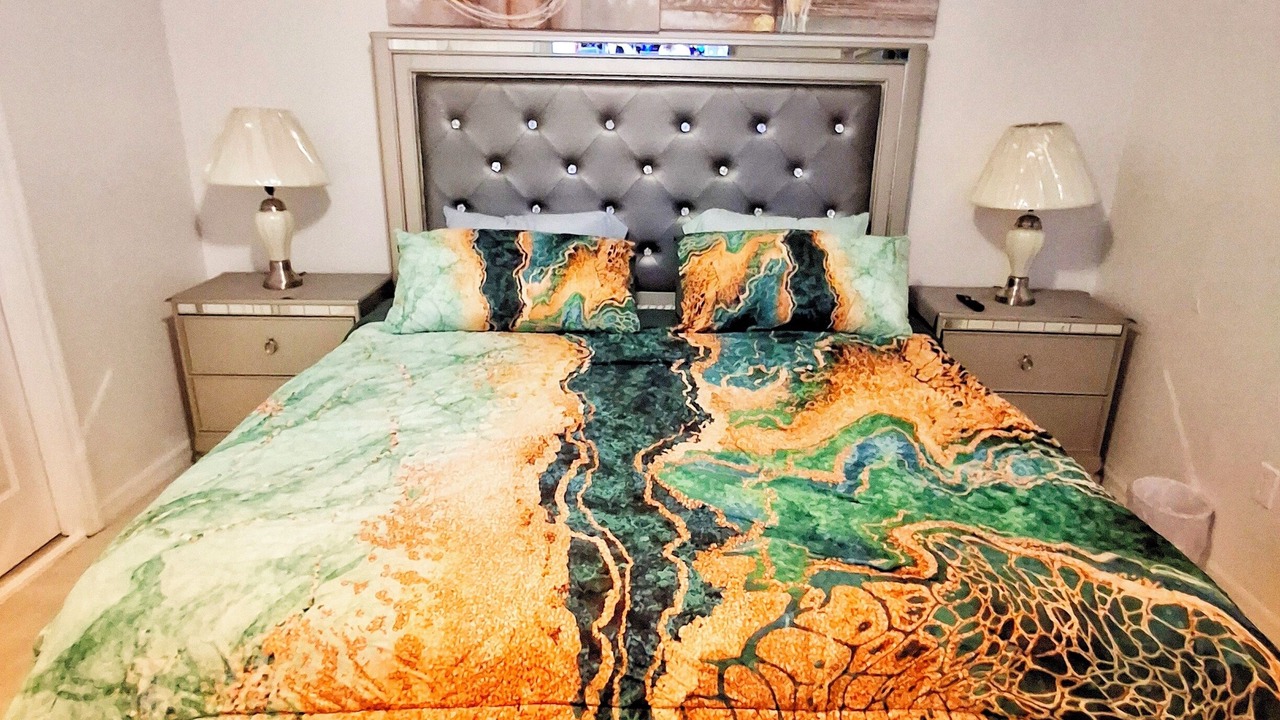 Photo of Bedroom in Candler