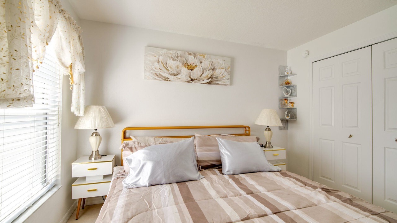 Photo of Bedroom in Candler