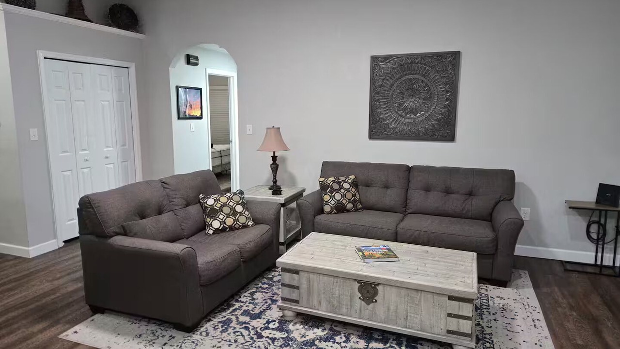Photo of Livingroom in Lake City