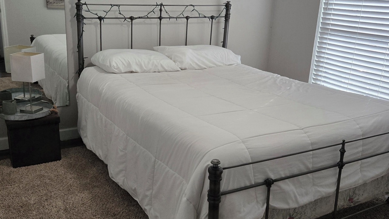 Photo of Bedroom in Lake City
