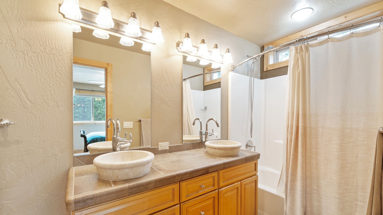 Photo of Bathroom in Woods Bay