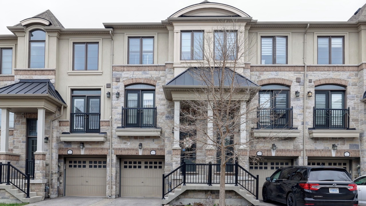 Photo of Outdoor in Lakeview