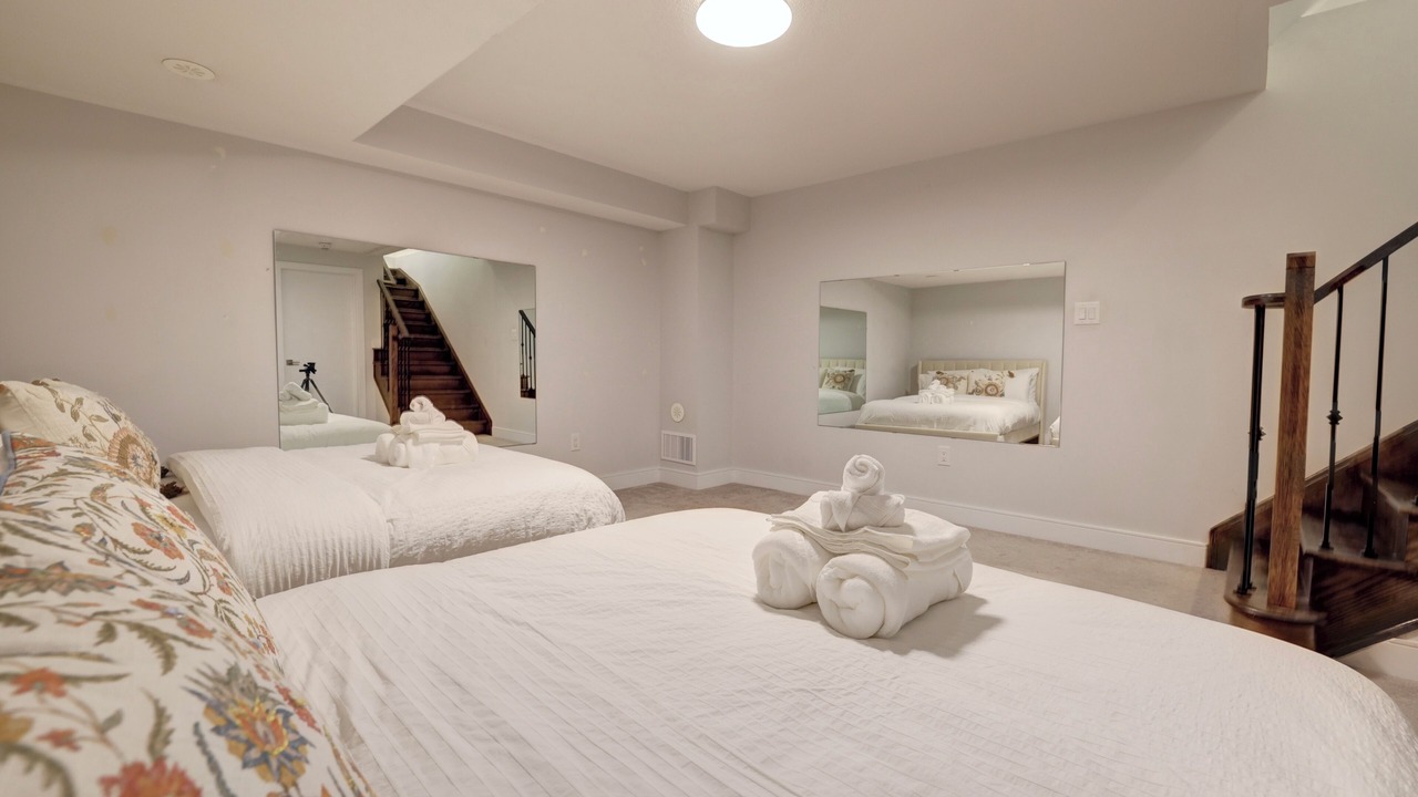 Photo of Bedroom in Lakeview