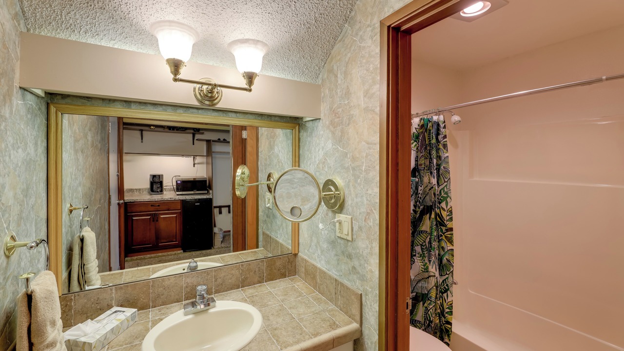 Photo of Bathroom in Otter Rock
