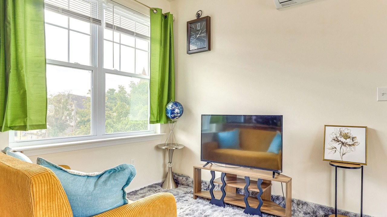 Photo of Livingroom in Newark