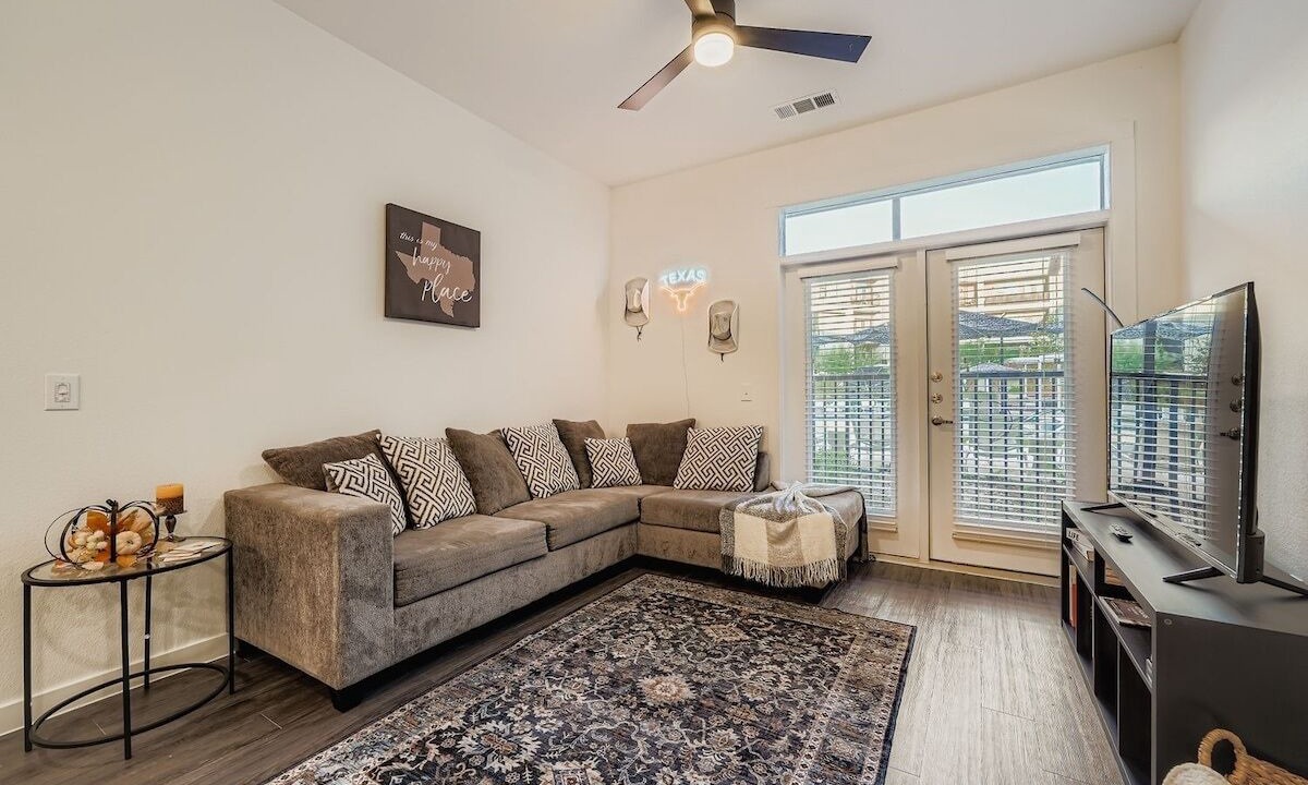 Photo of Livingroom in Arrowwood
