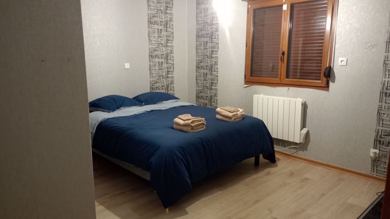 Photo of Bedroom in Aix-en-Ergny