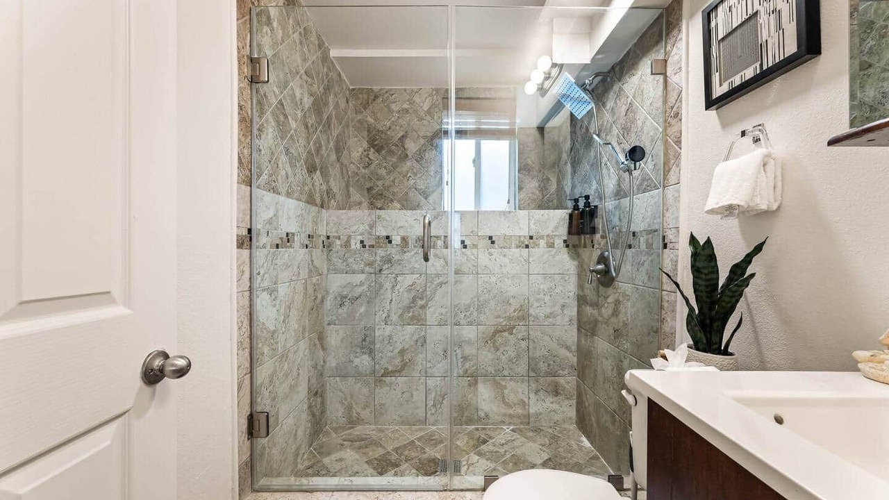 Photo of Bathroom in Los Angeles