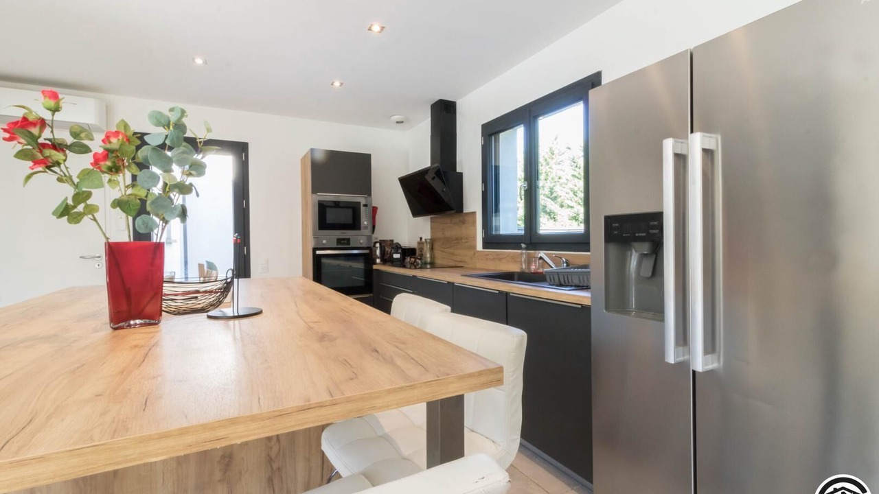Photo of Kitchen in Vigoulet-Auzil