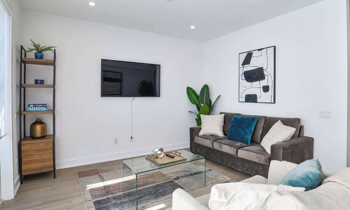 Photo of Livingroom in Gravenhurst