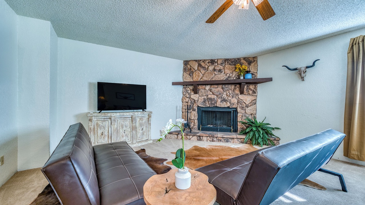Photo of Livingroom in Ruidoso Downs