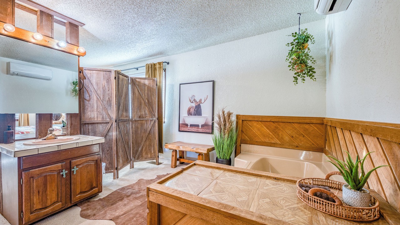 Photo of Bathroom in Ruidoso Downs