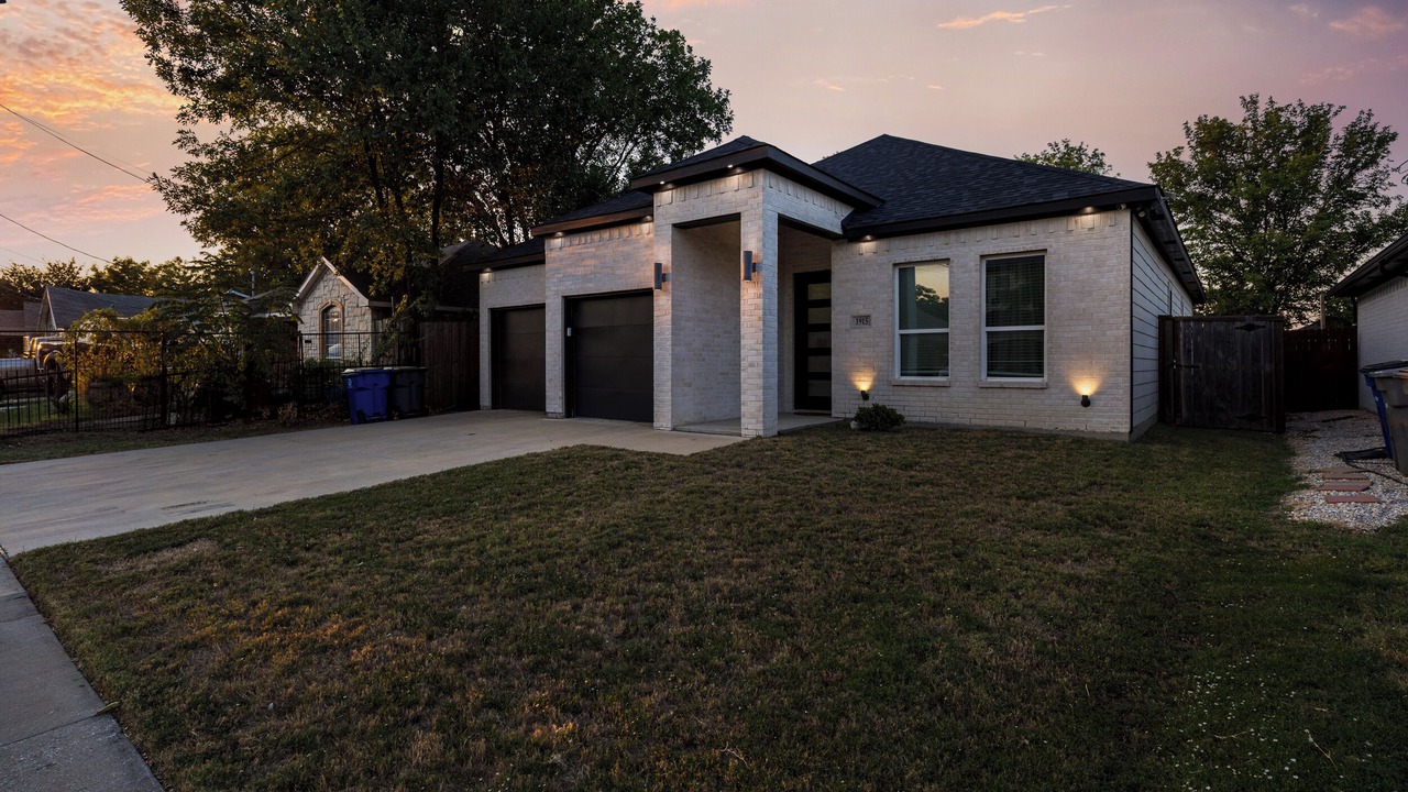 Photo of Outdoor in West Dallas