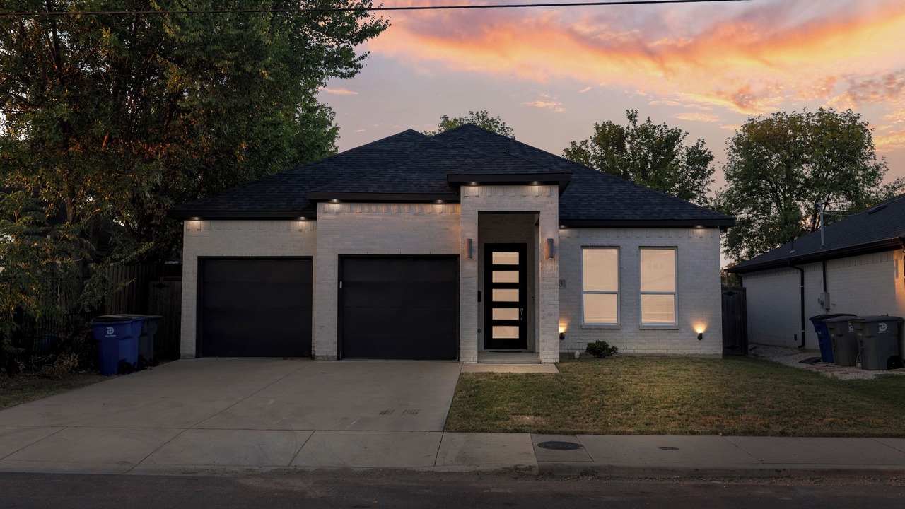 Photo of Outdoor in West Dallas