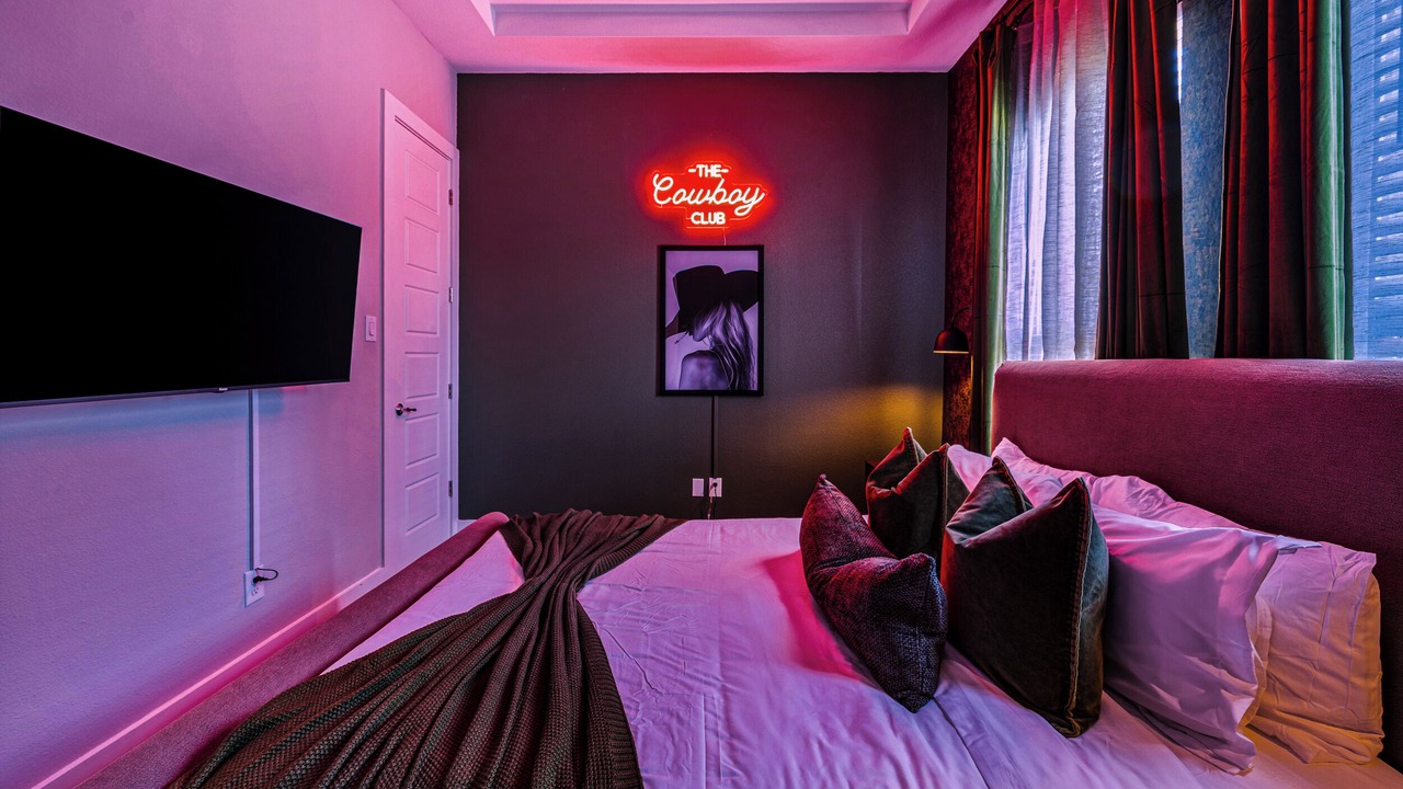 Photo of Bedroom in West Dallas