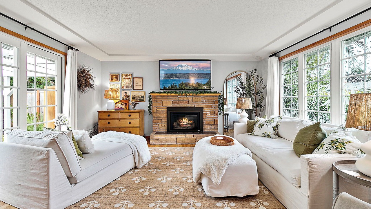 Photo of Others in West End