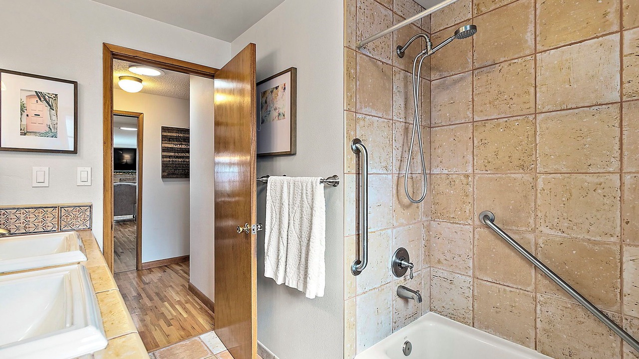 Photo of Bathroom in West End