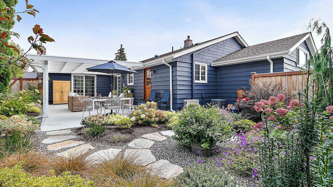 Photo of Outdoor in West End