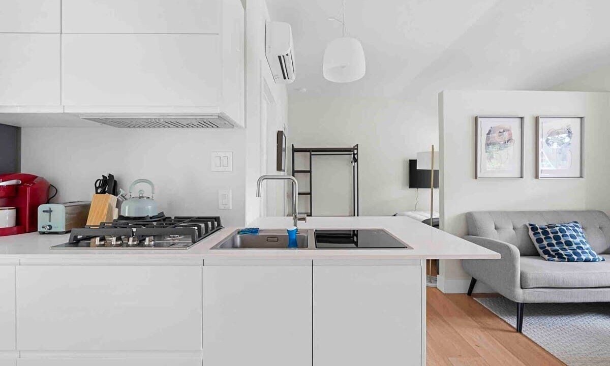 Photo of Kitchen in West Campus