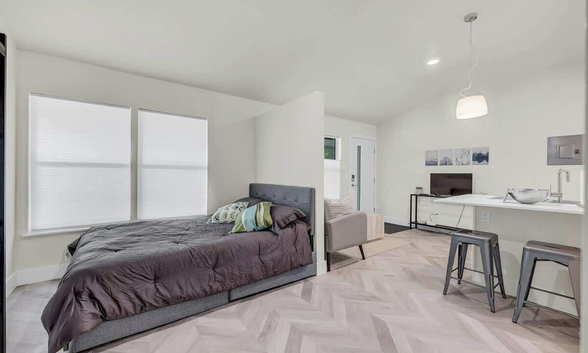 Photo of Bedroom in West Campus