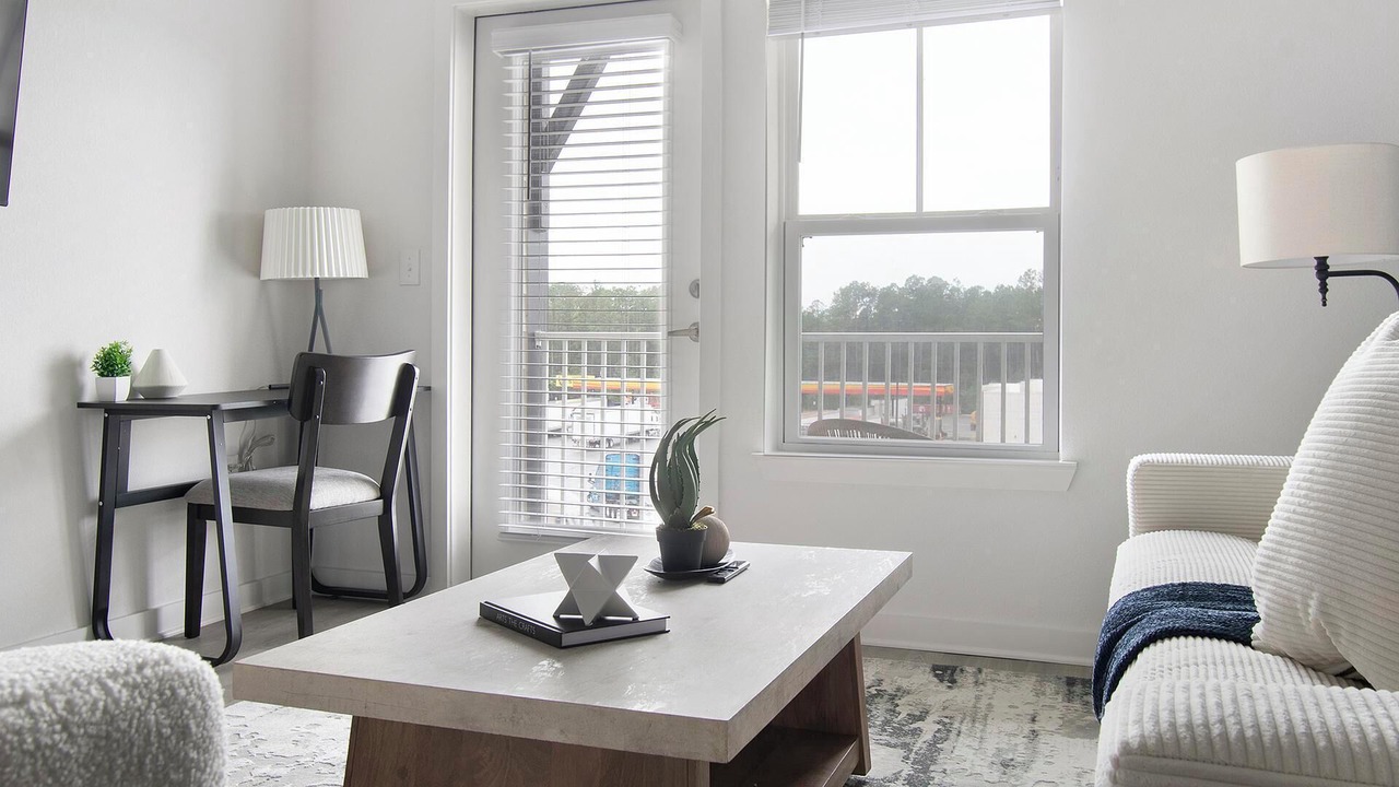 Photo of Livingroom in Northside