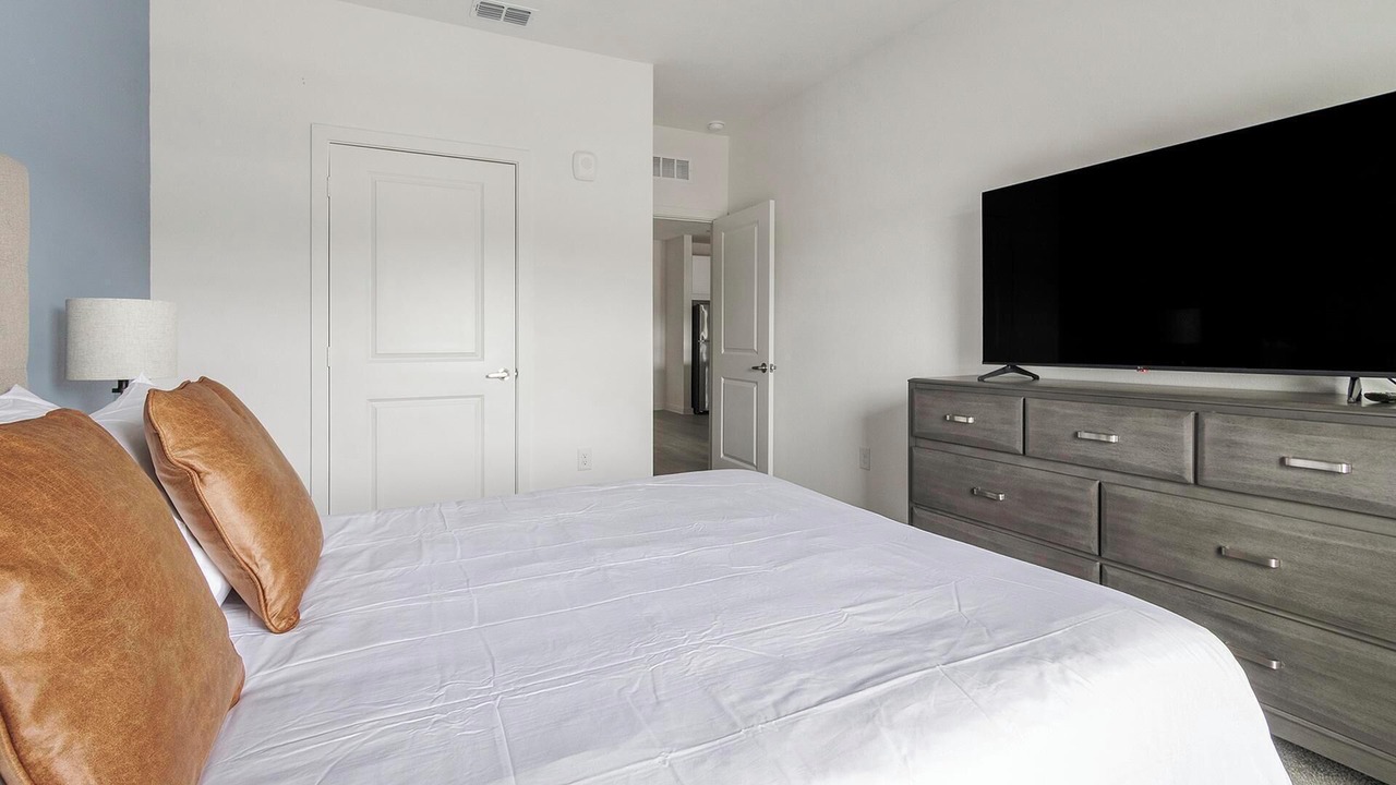 Photo of Bedroom in Northside
