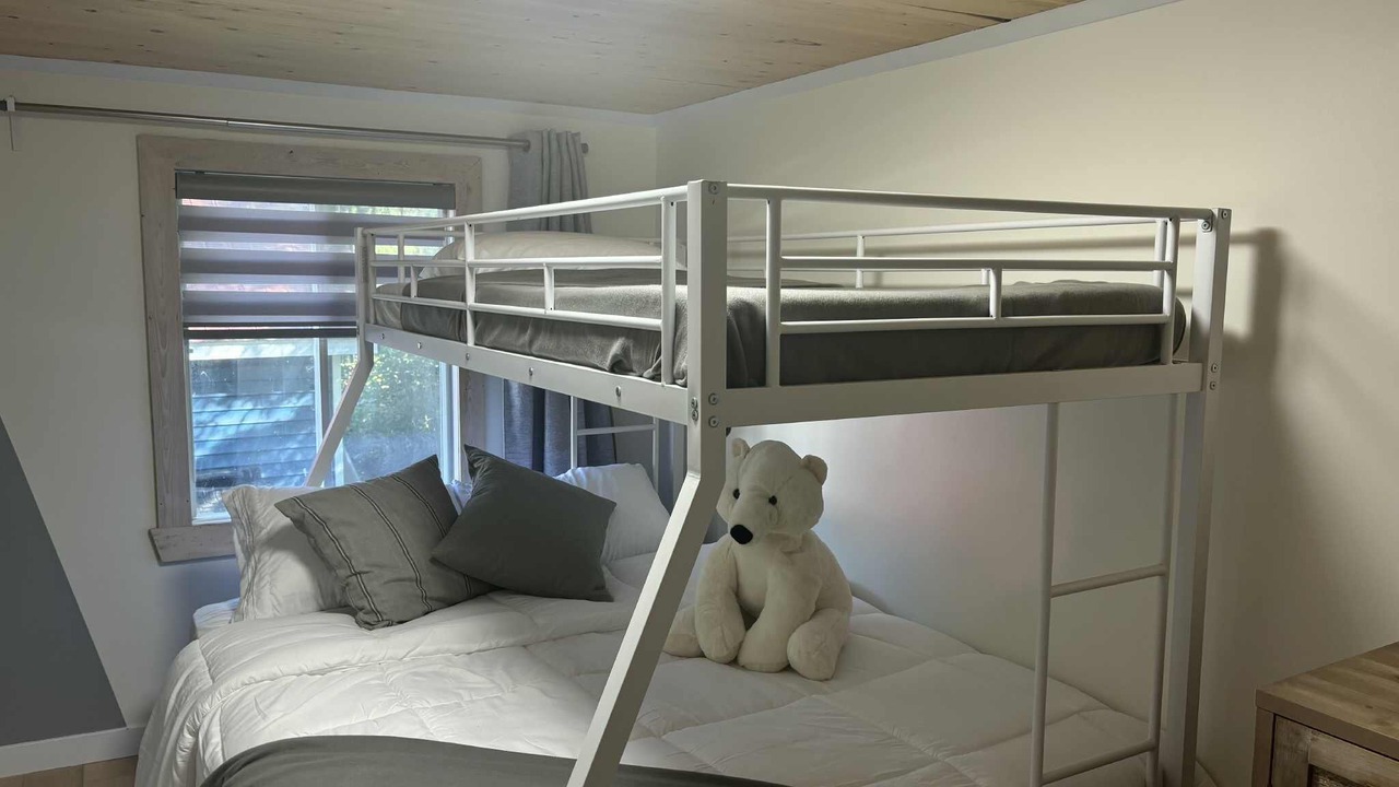 Photo of Bedroom in Chertsey