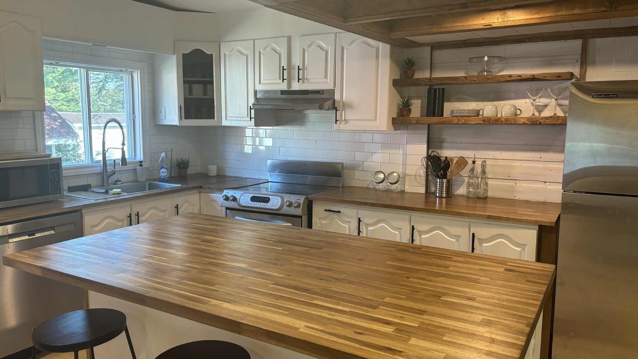 Photo of Kitchen in Chertsey