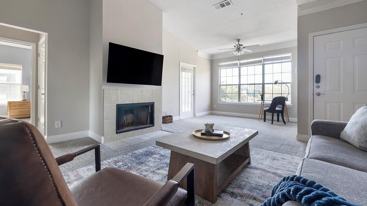 Photo of Livingroom in McDonough