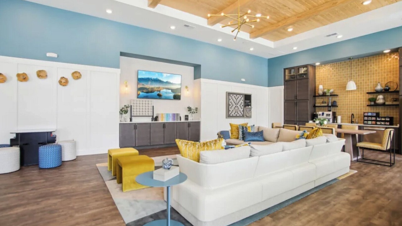 Photo of Livingroom in Northside