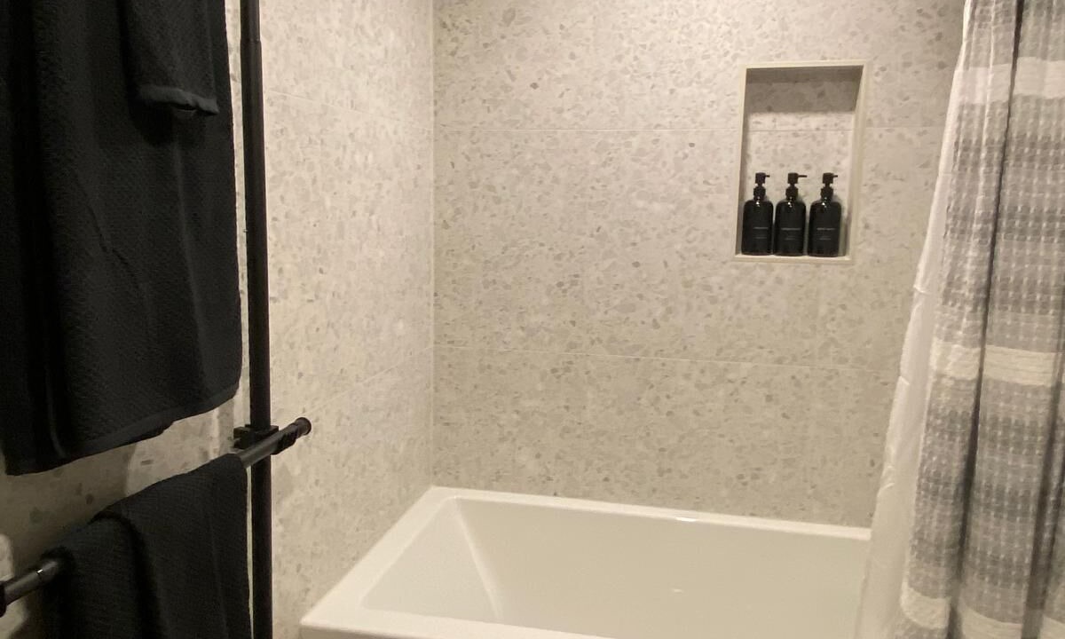 Photo of Bathroom in Stoney Creek
