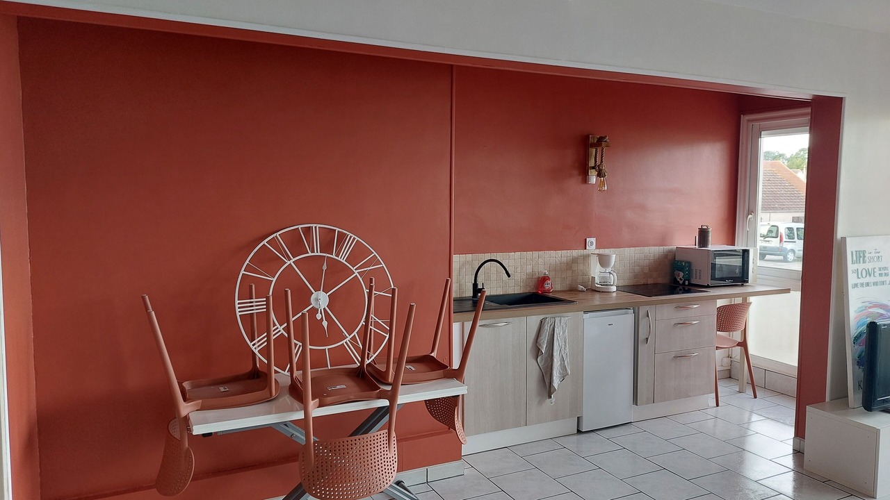 Photo of Others in Sens