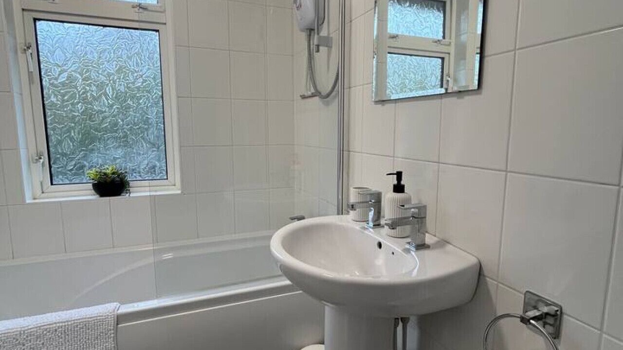 Photo of Bathroom in Wraysbury