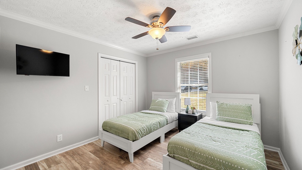 Photo of Bedroom in Suwanee